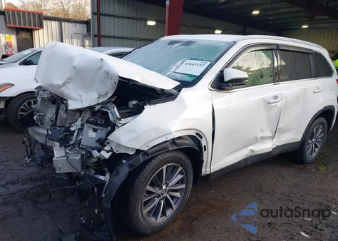 2019 Toyota Highlander Xle z USA, uszkodzony, nr VIN 5TDKZRFHXKS301679